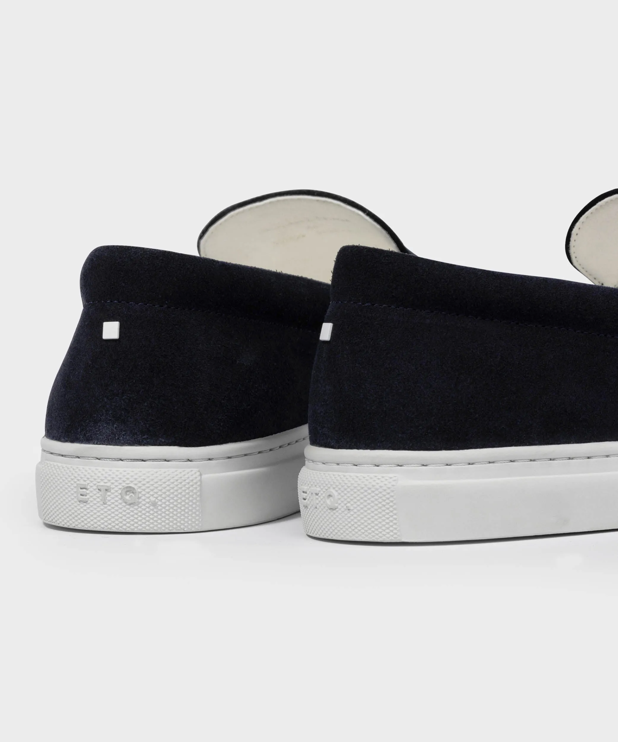 LS 02 Suede Blueberry